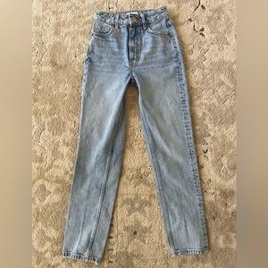 Zara High-Waisted Jeans - BRAND NEW